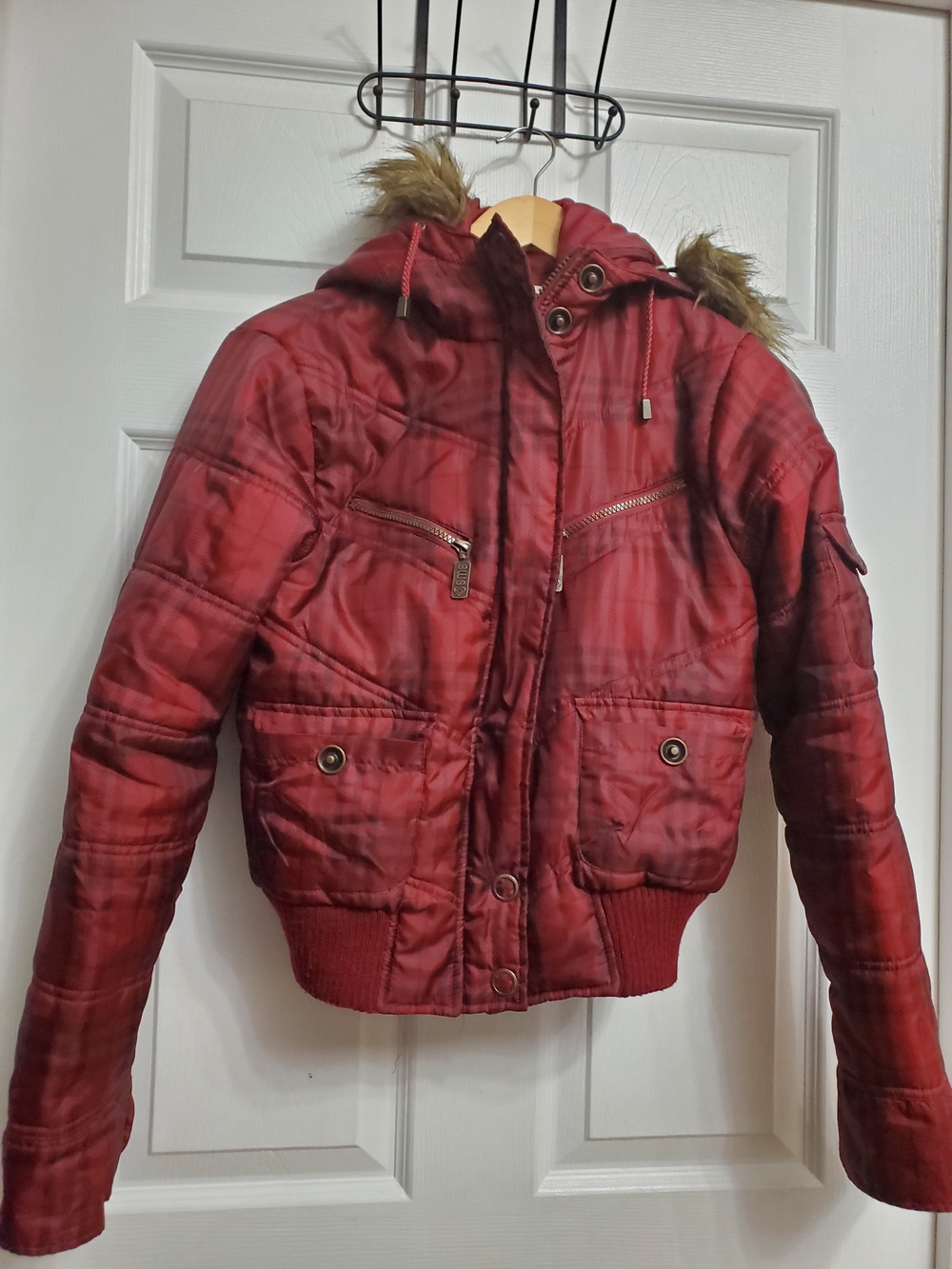 SWS Red Hooded Cropped Puffer Jacket with Faux Fur Removable Trim - SIZE S